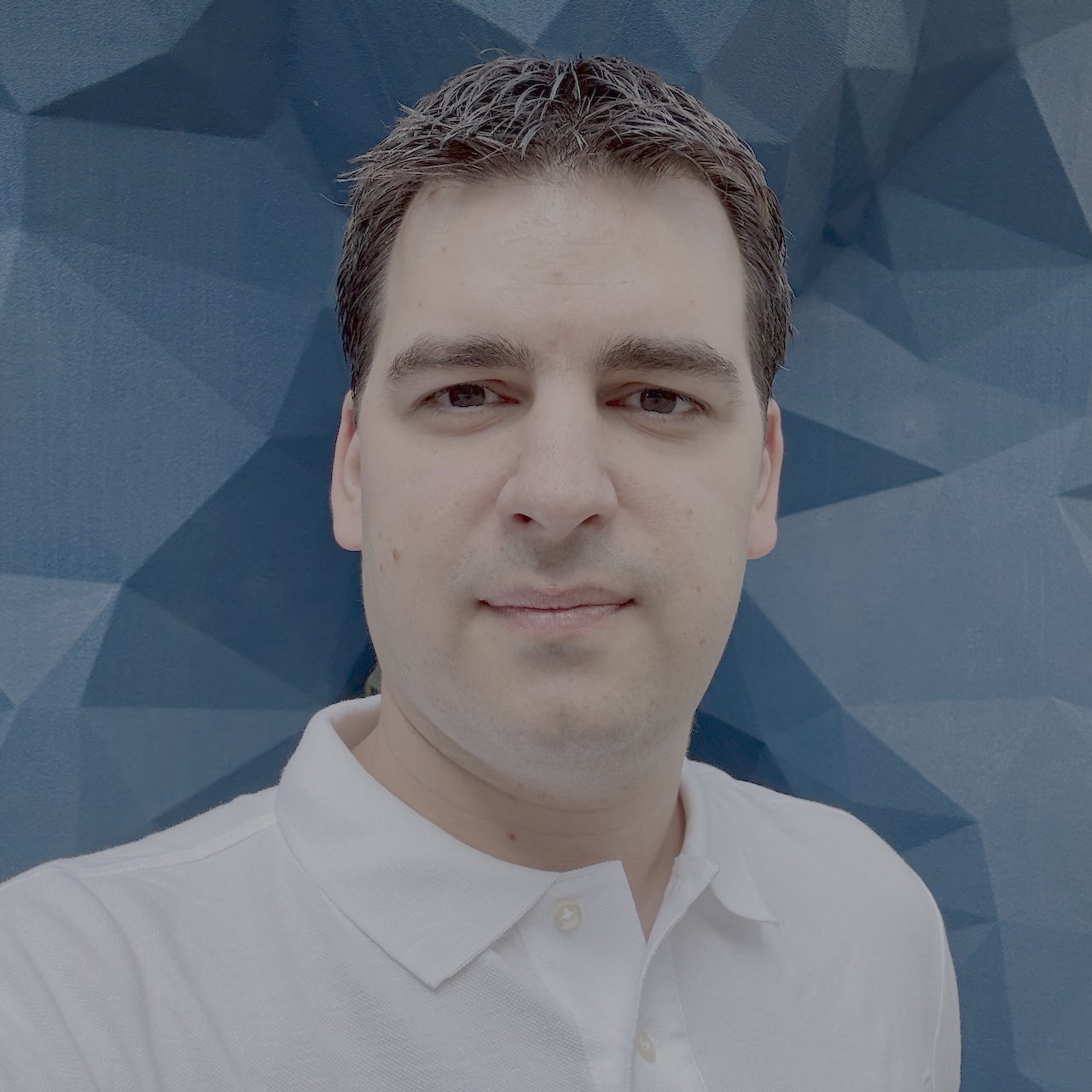 Aaron Wislang, Advokat Cloud